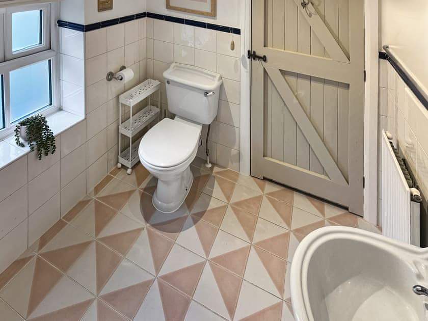 Bathroom | Lodge Yard Barn, Minskip, near Ripon