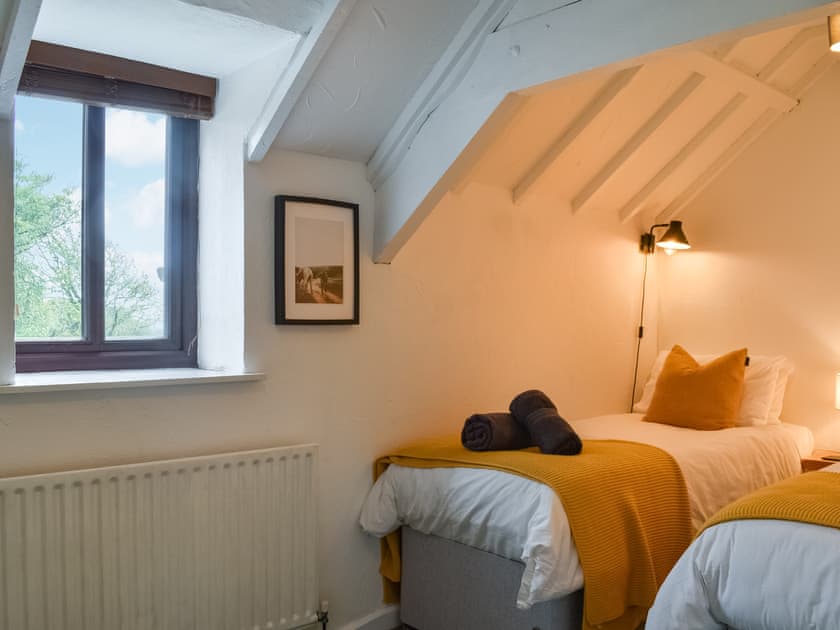 Twin bedroom | May Cottage, Hartland