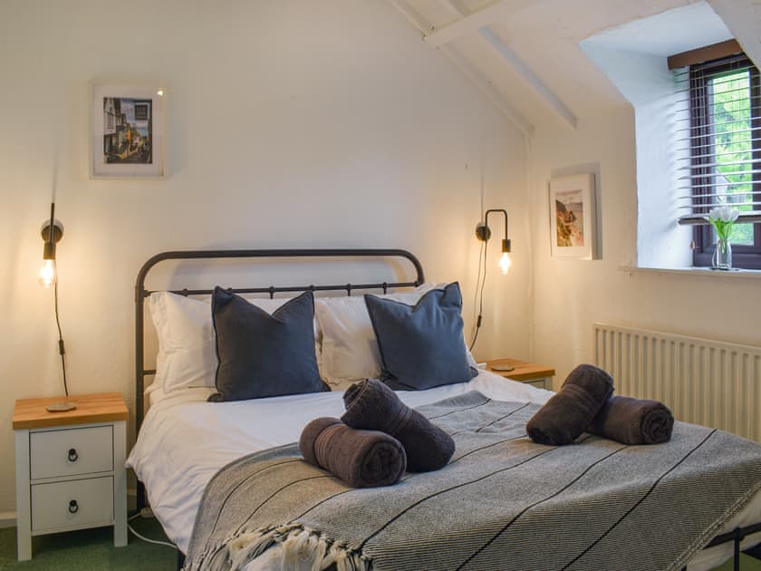 Double bedroom | May Cottage, Hartland