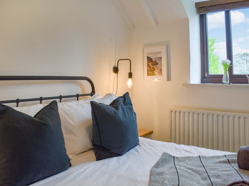 Double bedroom | May Cottage, Hartland