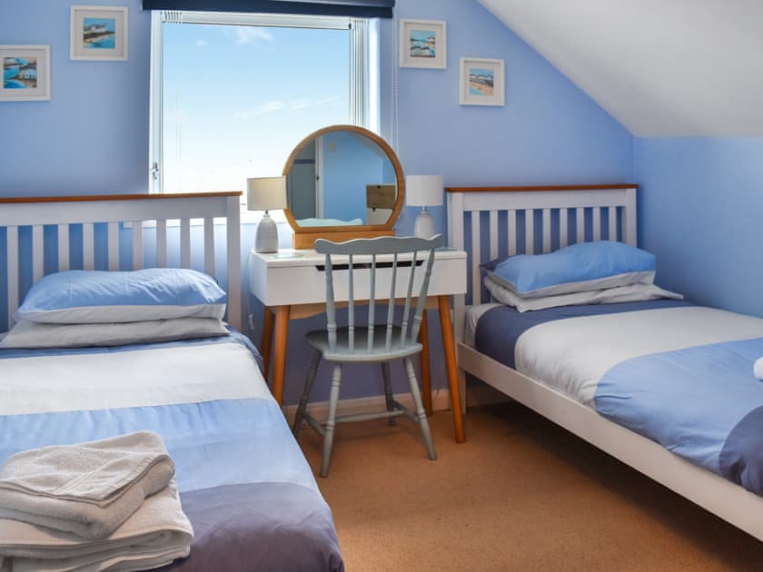 Twin bedroom | Gannel View, Newquay