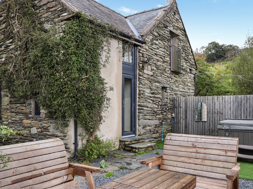Exterior | Stablgoch - Rhiw Goch Cottages, Penrhyndeudraeth, near Porthmadog