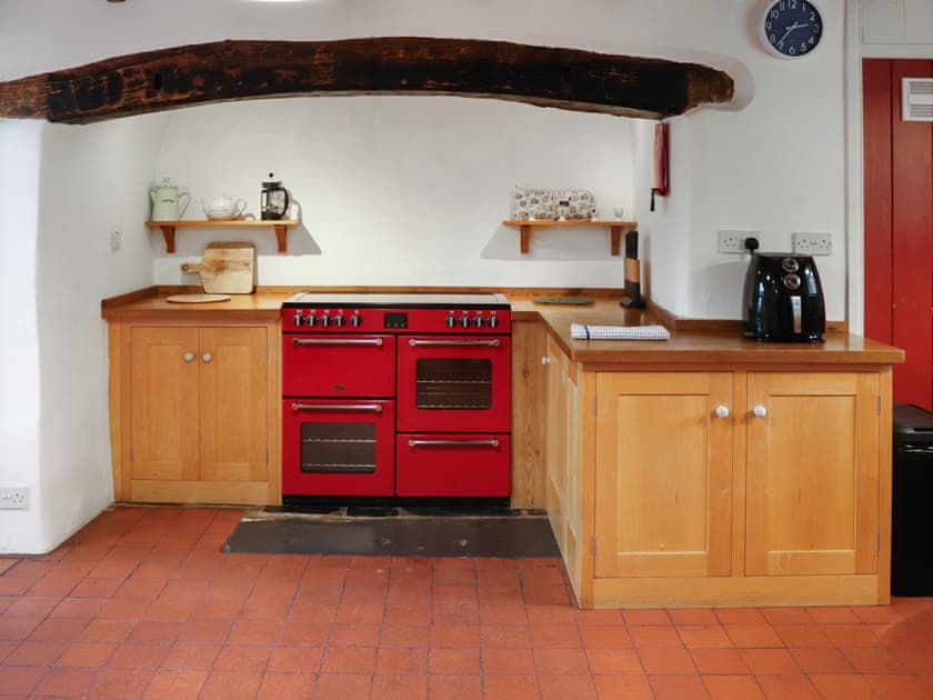 Kitchen | Rhiw Goch - Rhiw Goch Cottages, Penrhyndeudraeth, near Porthmadog