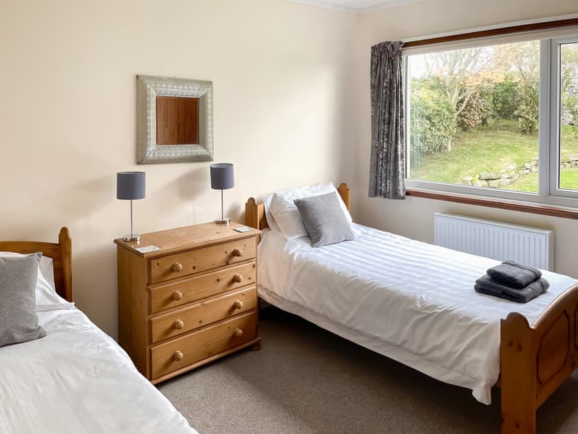 Twin bedroom | Crumquhill Bungalow, Ringford, near Castle Douglas