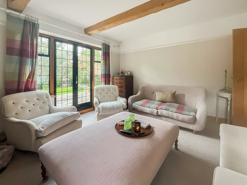 Living area | Saxbys Garden Cottage, Edenbridge