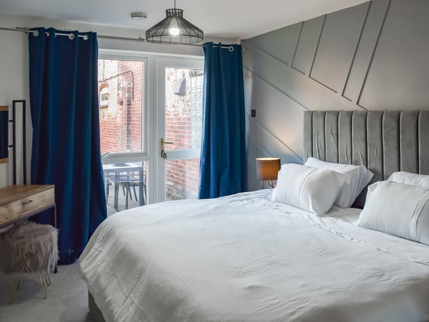 Double bedroom | Barn Court, Rackheath, near Wroxham