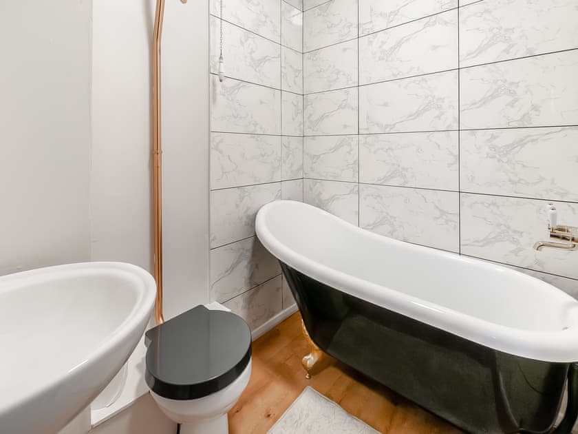 Bathroom | The Old Doctors Manor House, Whitstable