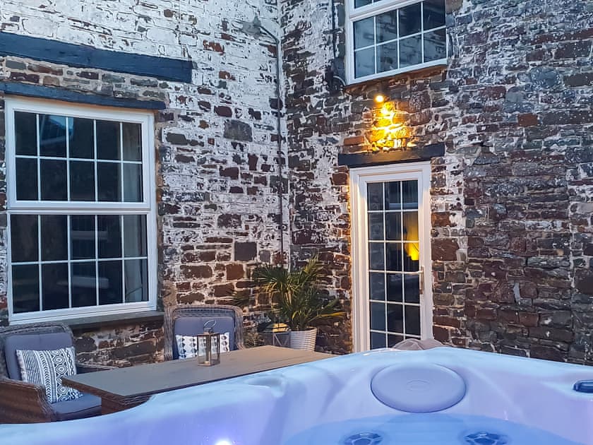 Outdoor area | Puffin House - Blegberry Farm, Hartland