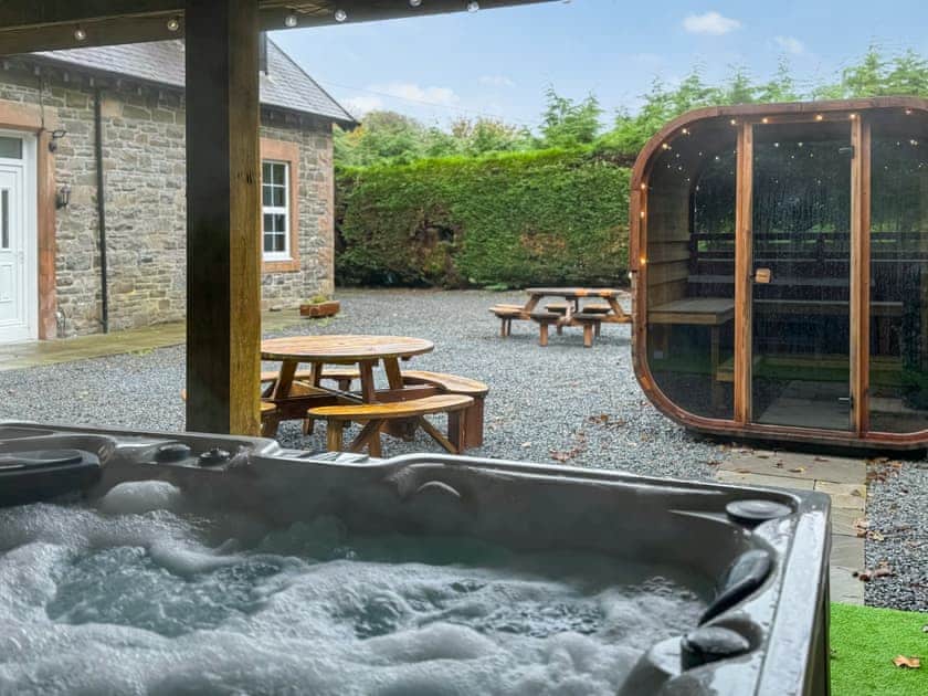 Hot tub | The Hawthorns - Home Farm, Dunragit, near Stranraer