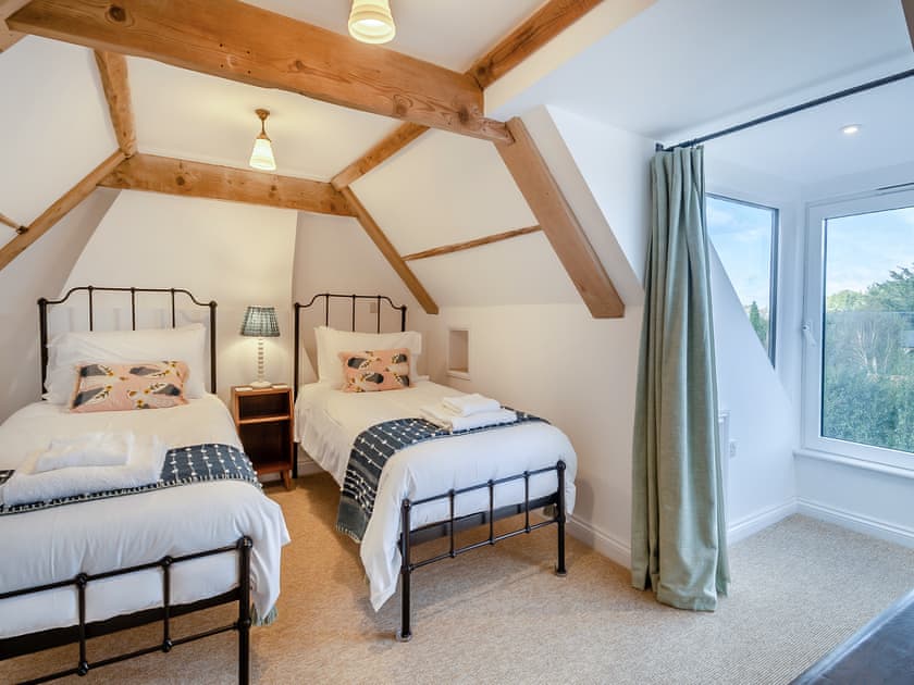 Twin bedroom | The Lantern Loft, Walberswick
