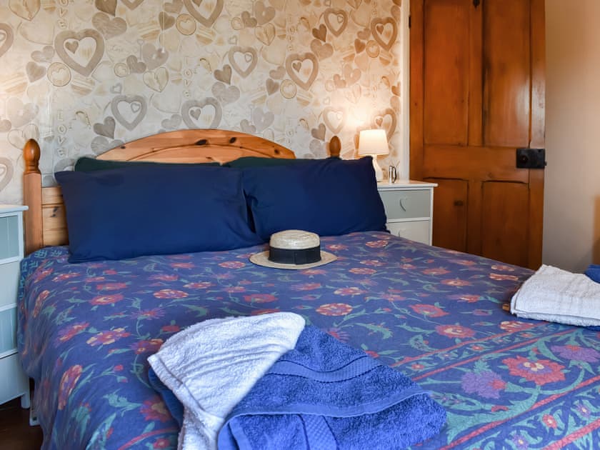 Double bedroom | Tea Cosy, Marhamchurch, near Bude