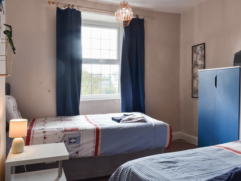 Twin bedroom | Tea Cosy, Marhamchurch, near Bude