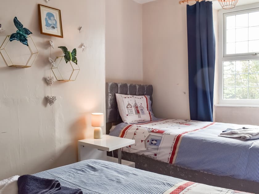 Twin bedroom | Tea Cosy, Marhamchurch, near Bude