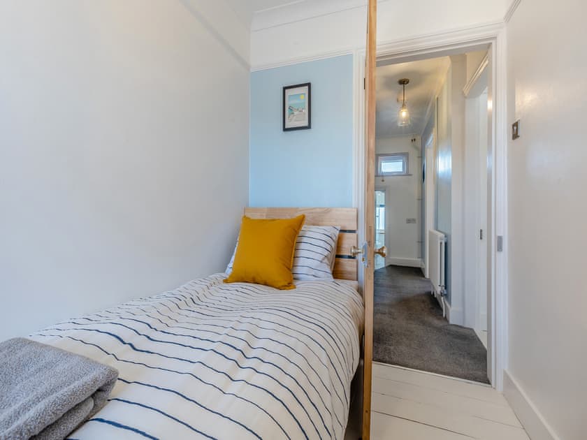Single bedroom | Coastal Cottage, Mundesley, near Norwich