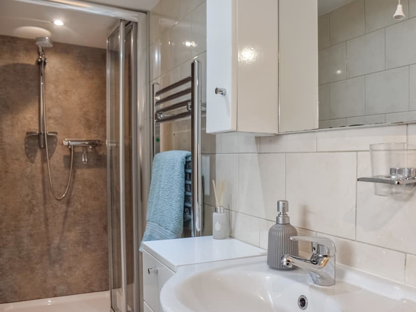 Bathroom | Balcony Cottage, Whitby