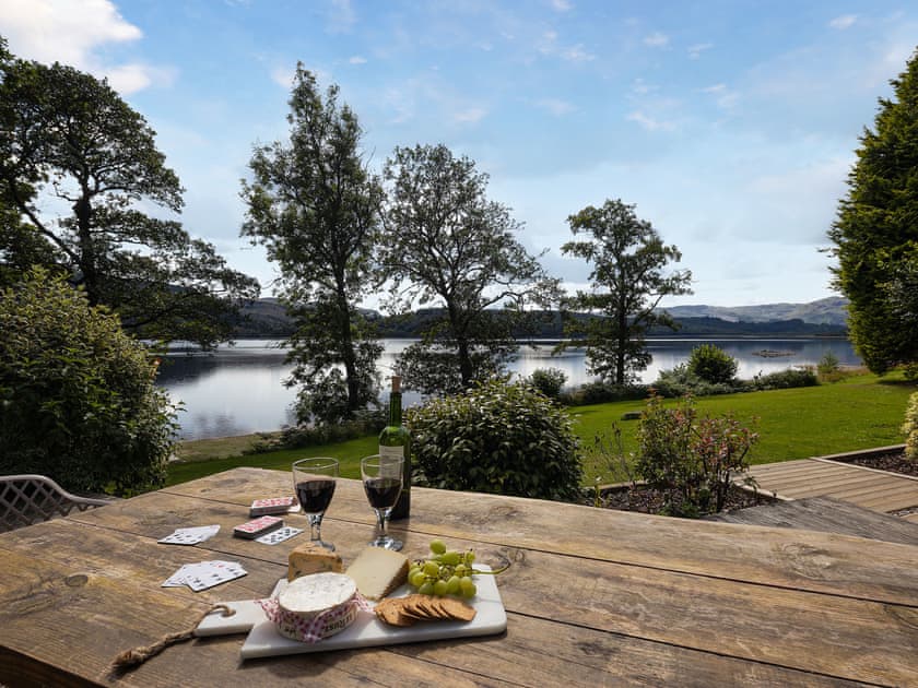 Sitting-out-area | Carsaig, Brig o’Turk, near Callander