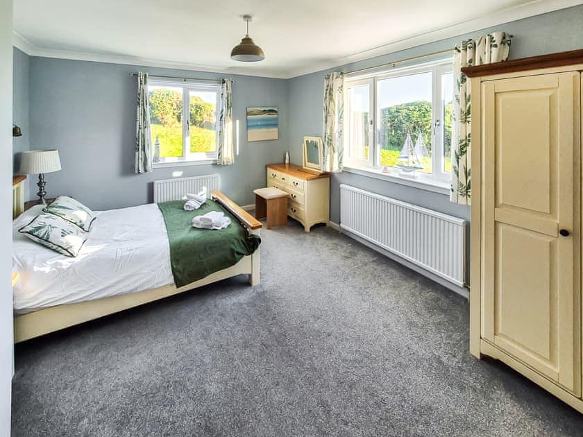 Double bedroom | Gullsway, Glencaple, near Dumfries