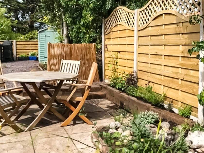 Sitting-out-area | Clematis Cottage, Brancaster Staithe