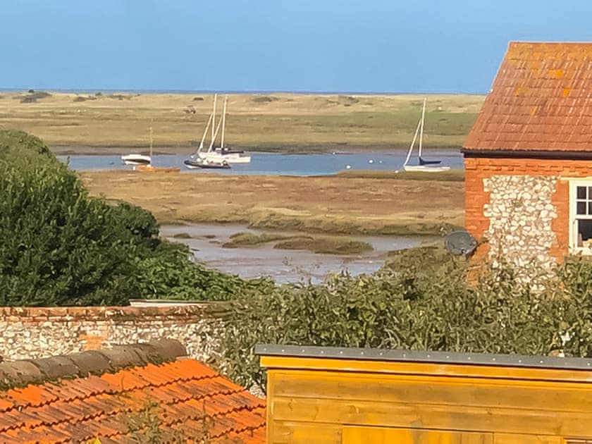 Surrounding area | Clematis Cottage, Brancaster Staithe