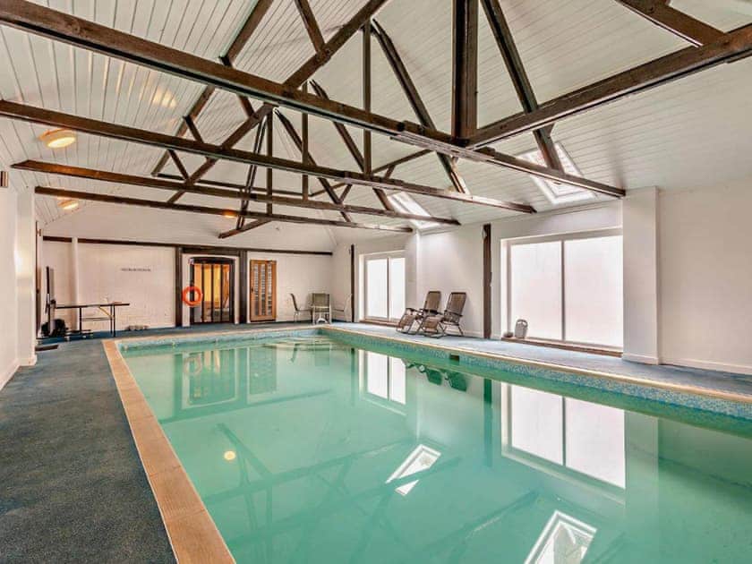 Swimming pool | The Pool House - Waterloo Place, Tibenham