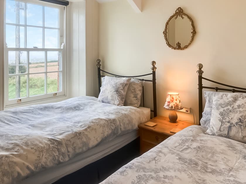 Twin bedroom | Downhouse Cottage - Downhouse Cottages, Trebarwith, near Delabole