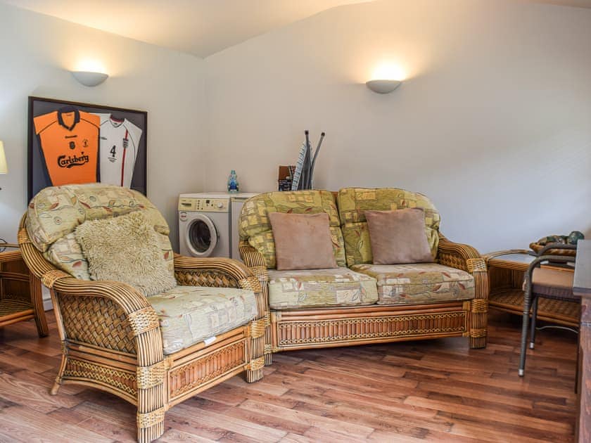 Exterior | The Brackens Guest Accommodation, Frodsham