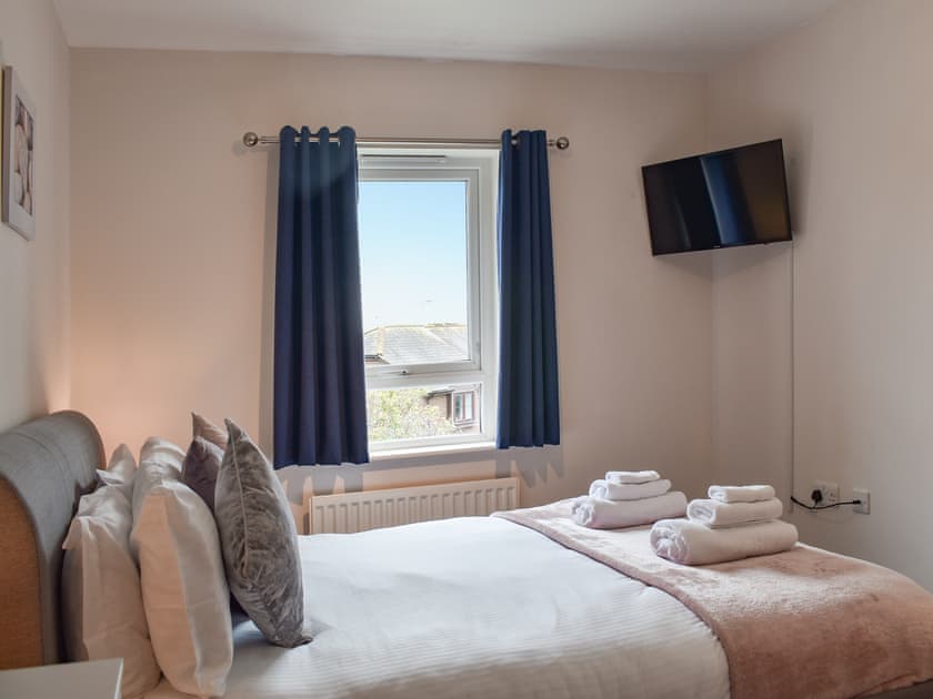 Double bedroom | Poole Harbour House, Poole