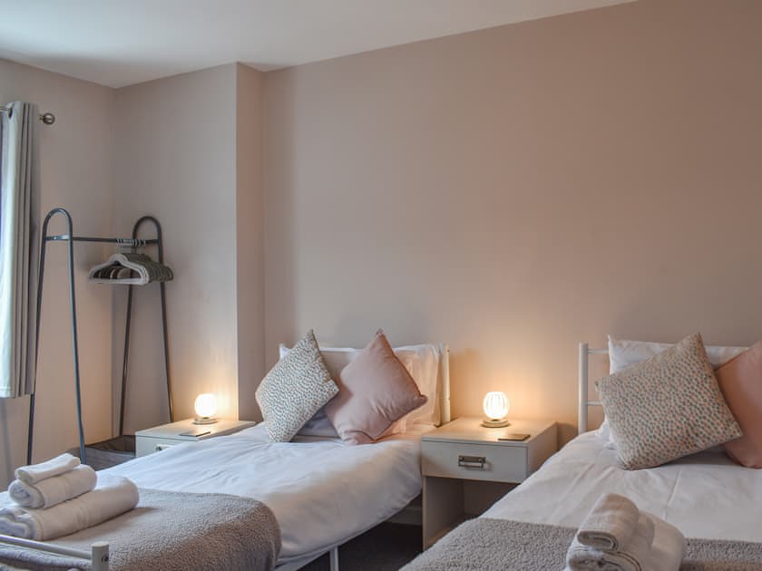 Twin bedroom | Poole Harbour House, Poole