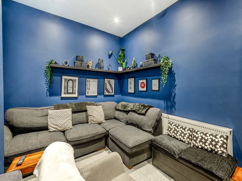 Living area | Debenham Lodge, Cliftonville, Margate