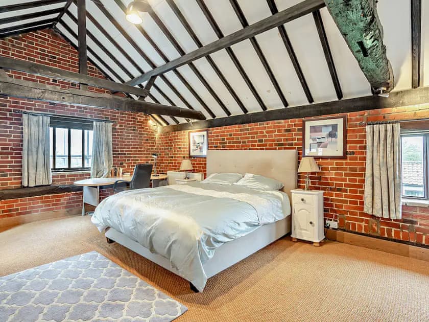 Double bedroom | The Farmhouse - Waterloo Place, Tibenham
