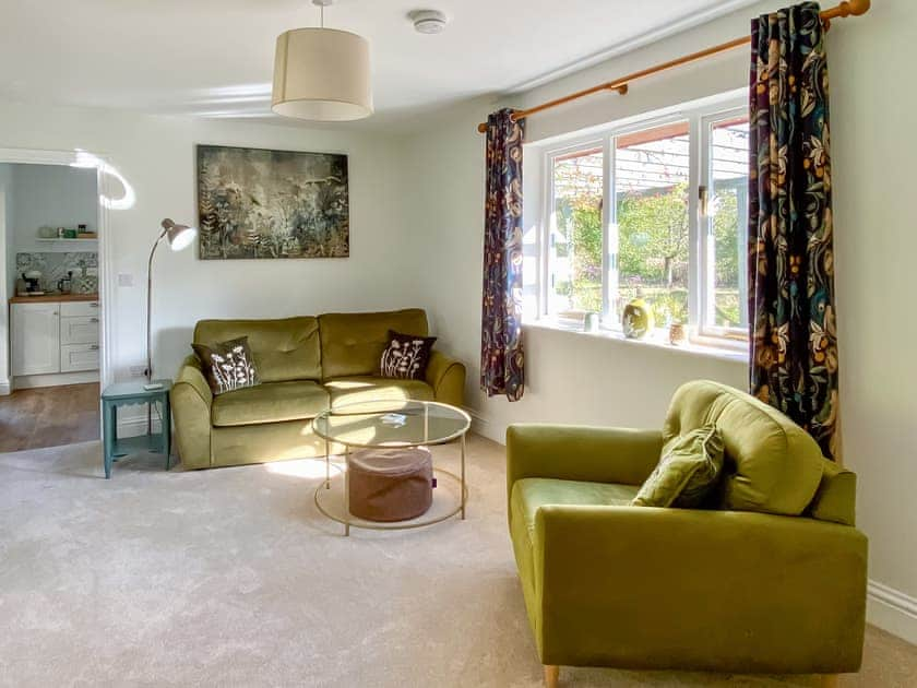 Living room | Rose Cottage, Blakemere