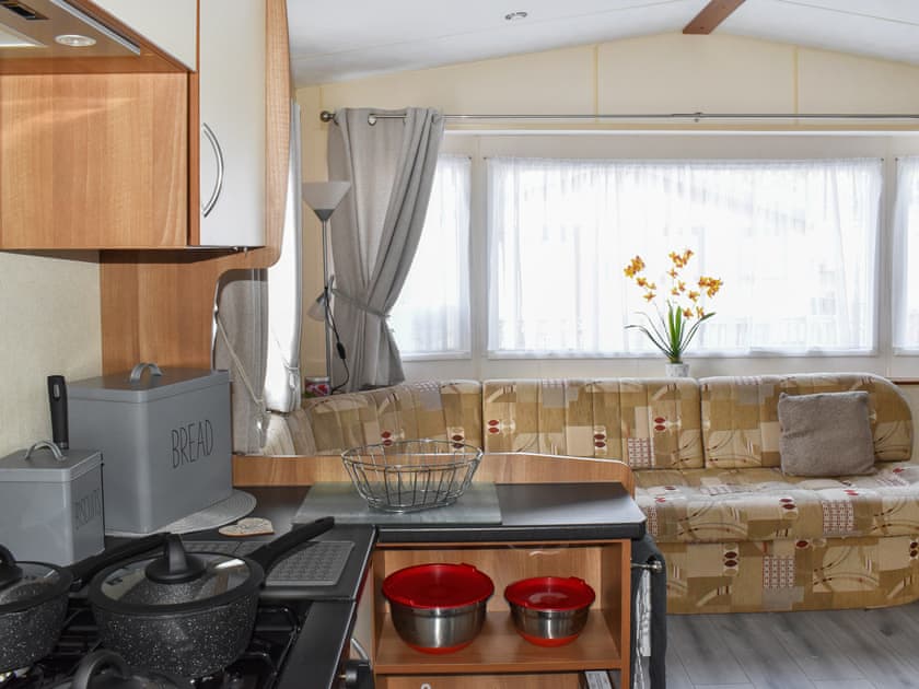 Kitchen area | Island Retreat, Sandown