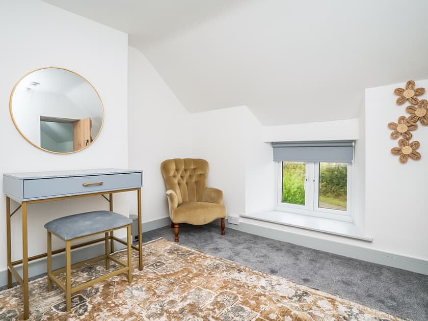 Double bedroom | Pencefn Cottage, Pentir, near Snowdonia in Llanberis