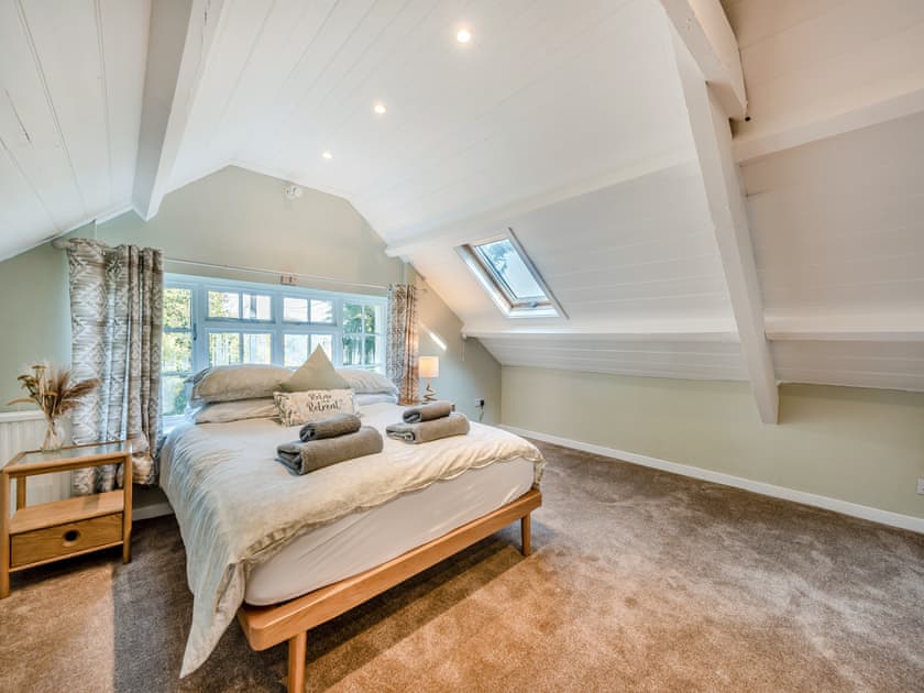 Double bedroom | Plas Bach Cottage, Llandeilo