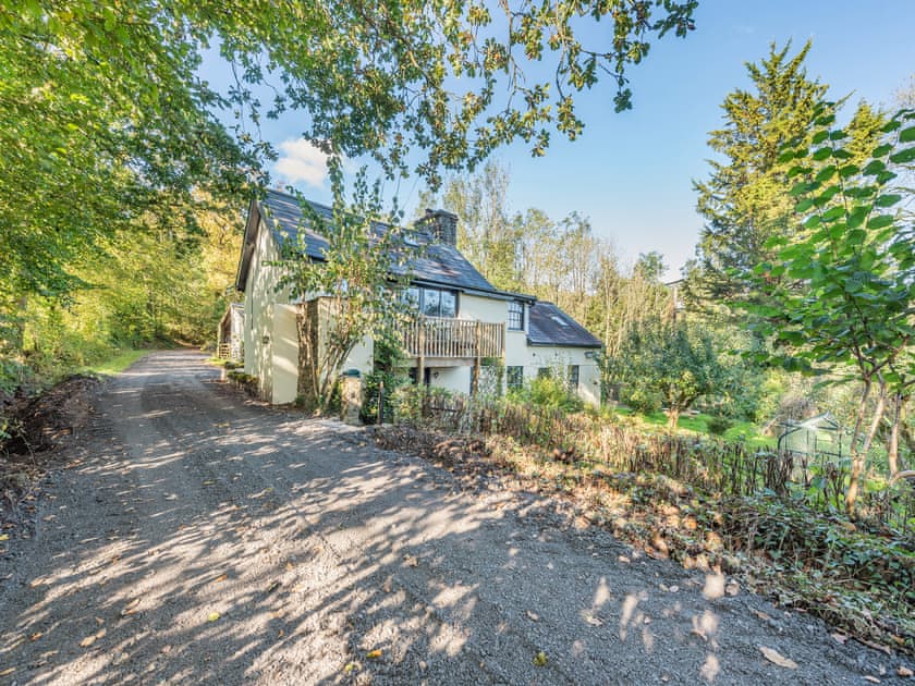 Exterior | Plas Bach Cottage, Llandeilo