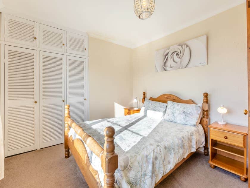Double bedroom | Sherrill Farmhouse - Sherrill Farm Holiday Cottages, Dunterton, near Tavistock