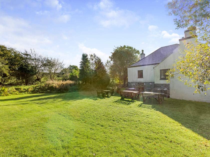 Exterior | Sherrill Farmhouse - Sherrill Farm Holiday Cottages, Dunterton, near Tavistock