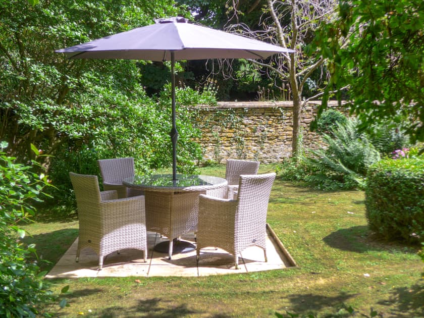 Outdoor eating area | Manor Farm Lodge, Crewkerne