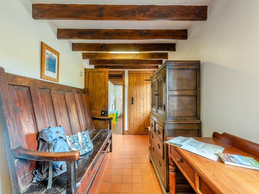 Hallway | Rose Cottage - Jones’ Cottages, Gower