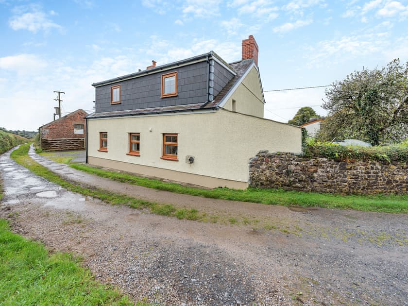 Exterior | Rose Cottage - Jones’ Cottages, Gower