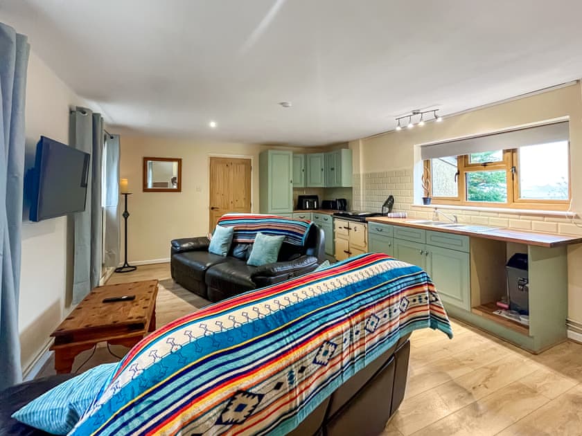 Open plan living space | The Carthouse, Priddy, near Wells
