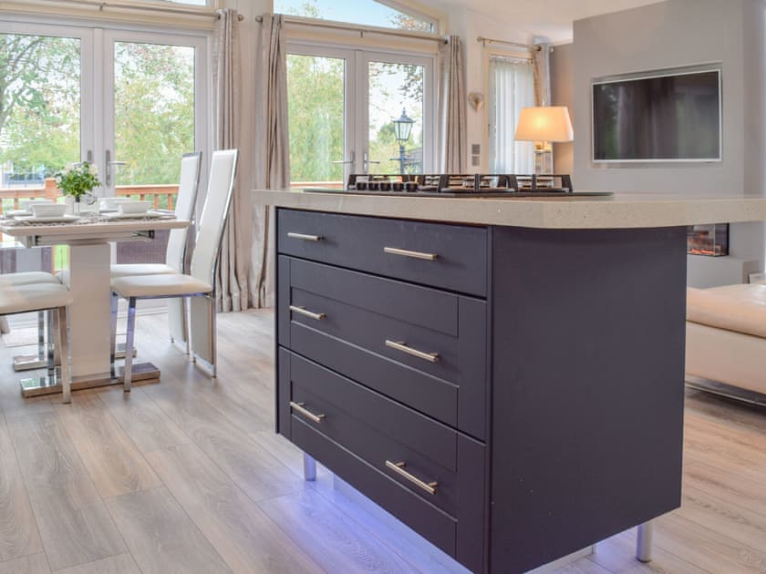Kitchen/diner | River Meets Lodge, Stratford Upon Avon