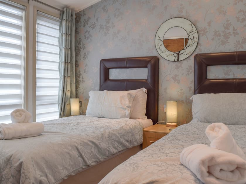 Twin bedroom | River Meets Lodge, Stratford Upon Avon