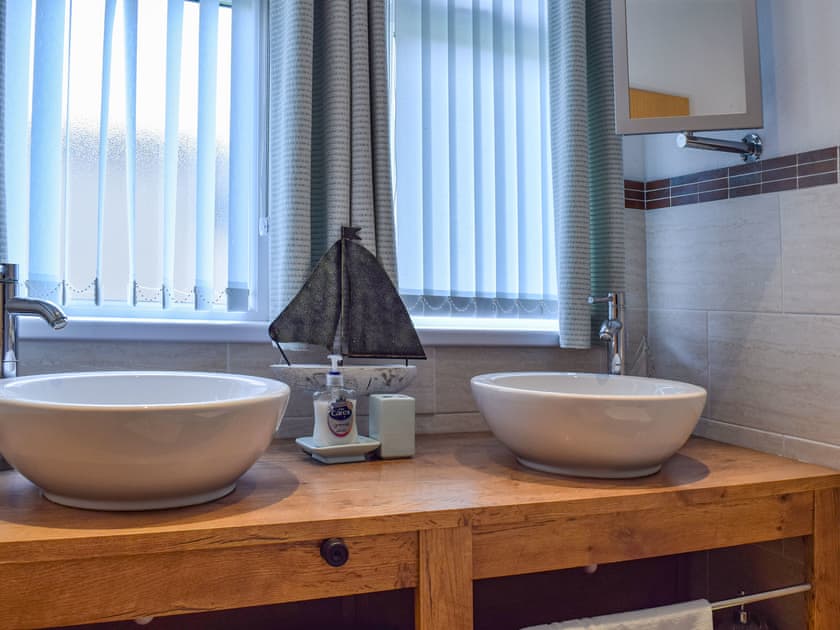 Bathroom | River Meets Lodge, Stratford Upon Avon