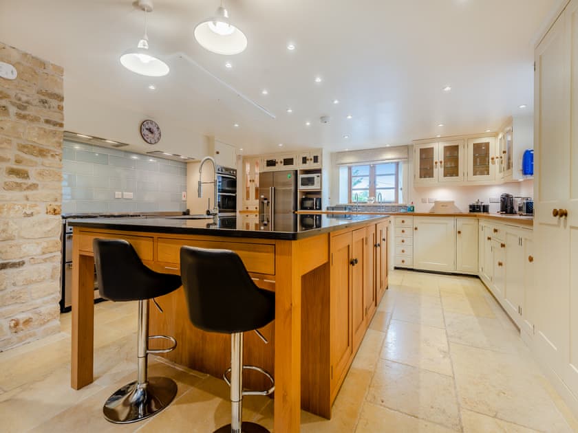 Kitchen/diner | New Inn Farmhouse - The New Inn Farm, Marnhull, near Shaftesbury