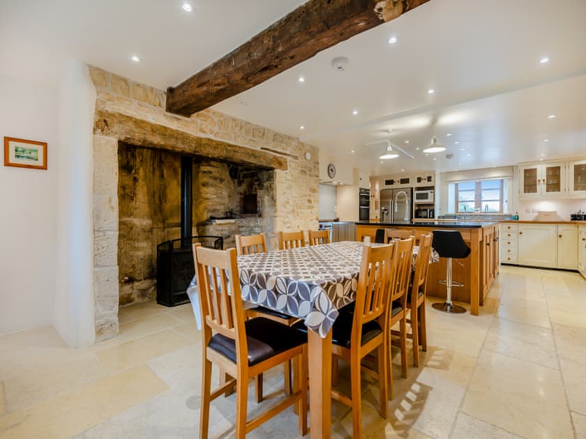 Double bedroom | New Inn Farmhouse - The New Inn Farm, Marnhull, near Shaftesbury