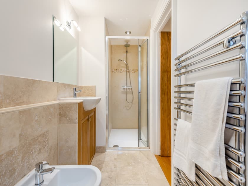 Bathroom | New Inn Farmhouse - The New Inn Farm, Marnhull, near Shaftesbury
