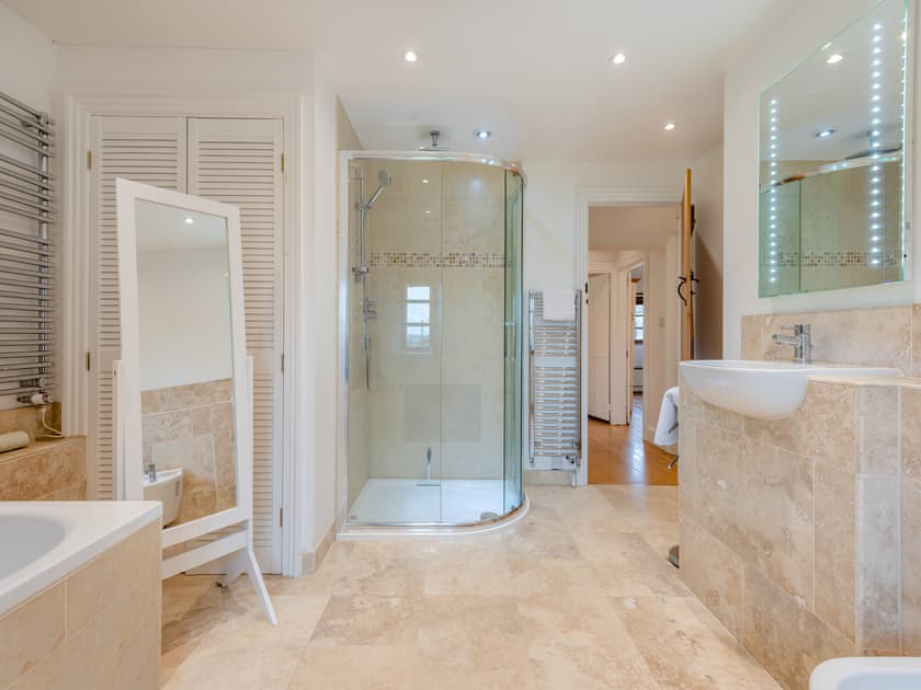 Bathroom | New Inn Farmhouse - The New Inn Farm, Marnhull, near Shaftesbury