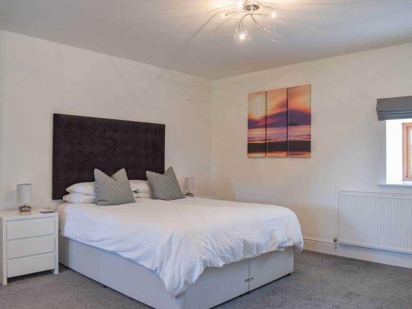 Double bedroom | The Granary - The Granary Cottages, Whitby