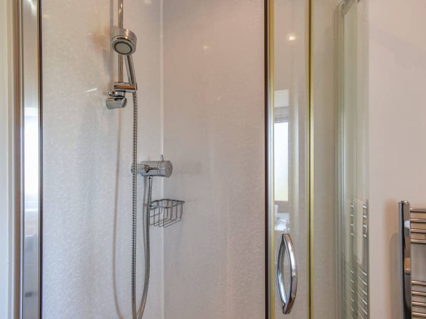 Shower room | The Granary - The Granary Cottages, Whitby